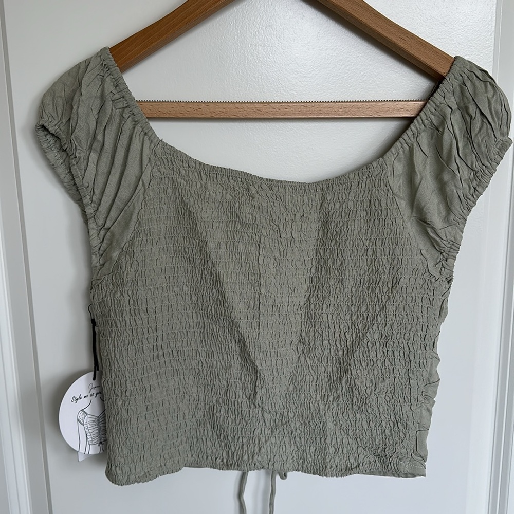 Japna Cinch Front Crop Top sz Medium Smock Back Off Shoulder Cap Sleeve Olive - Picture 11 of 13